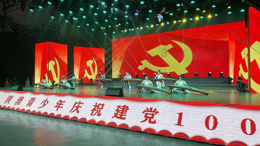 【探索】优秀摄影展开幕,免费参观!人民广场这一网红打卡点浓浓年味→
