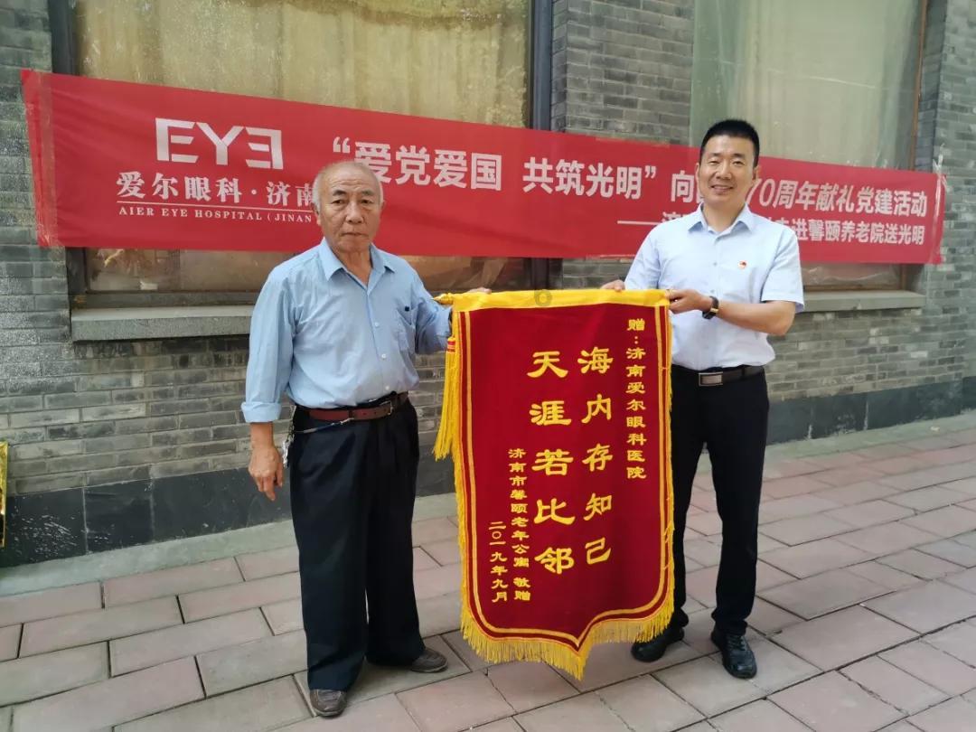 新华社快讯:中缅联合打击跨国电信网络诈骗犯罪取得标志性重大战果,白所成、白应苍、魏怀仁、刘正祥、刘正茂、徐老发等10名缅北重大犯罪嫌疑人被成功押解回国